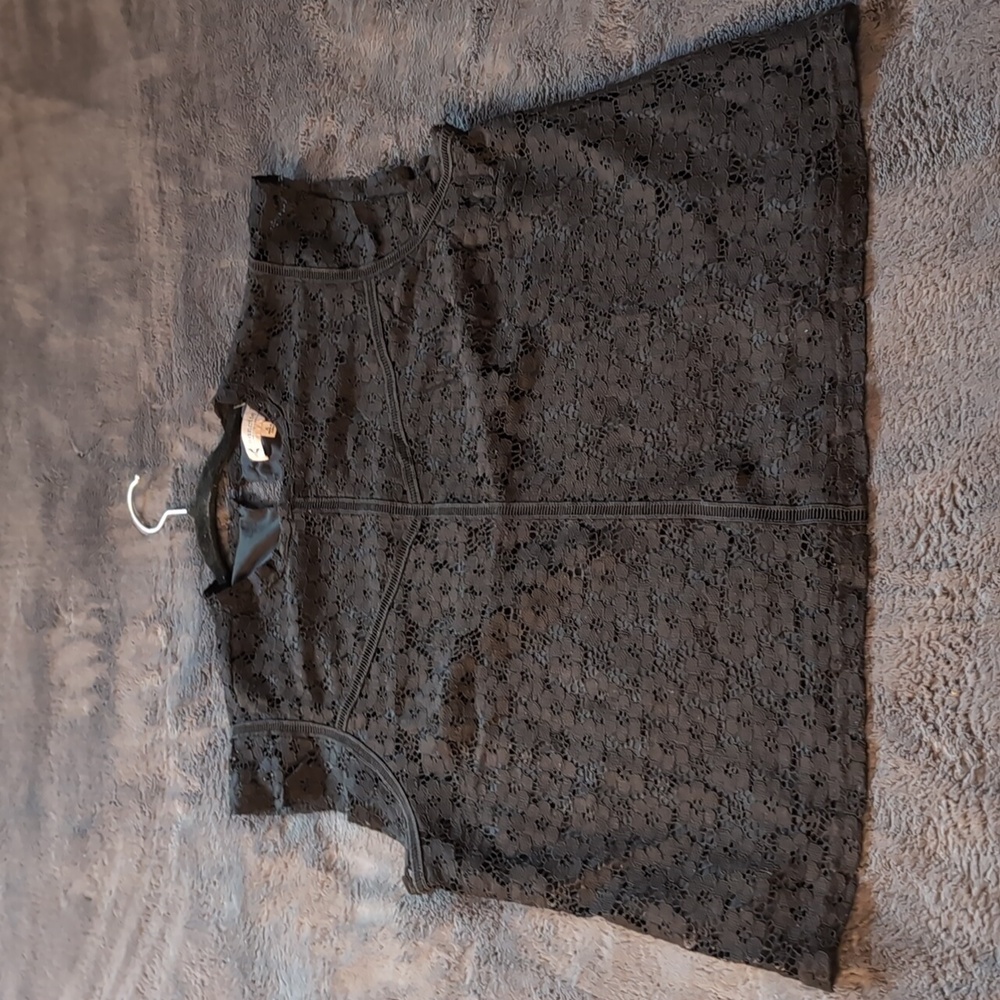 Nanette Lepore| Black Crochet Floral Lace Blouse Top Back Buttoned Polyester - Picture 9 of 15